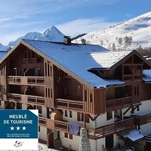 T2 Meuble Tourisme 3 Etoiles, Pied Des Pistes-parking Prive Avec Balcon Et Superbe Vue Les Deux Alpes